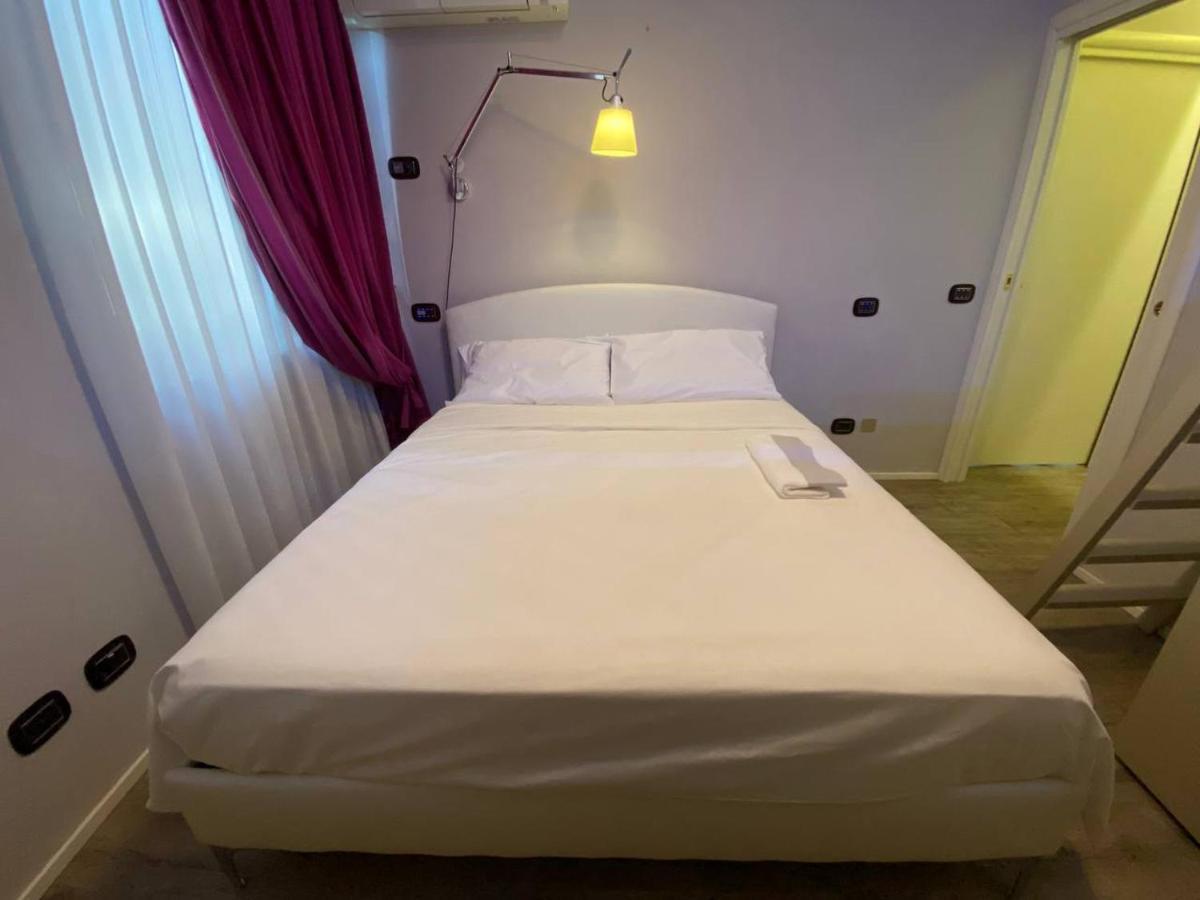 Desenzano Luxury Apartment Desenzano del Garda Ngoại thất bức ảnh