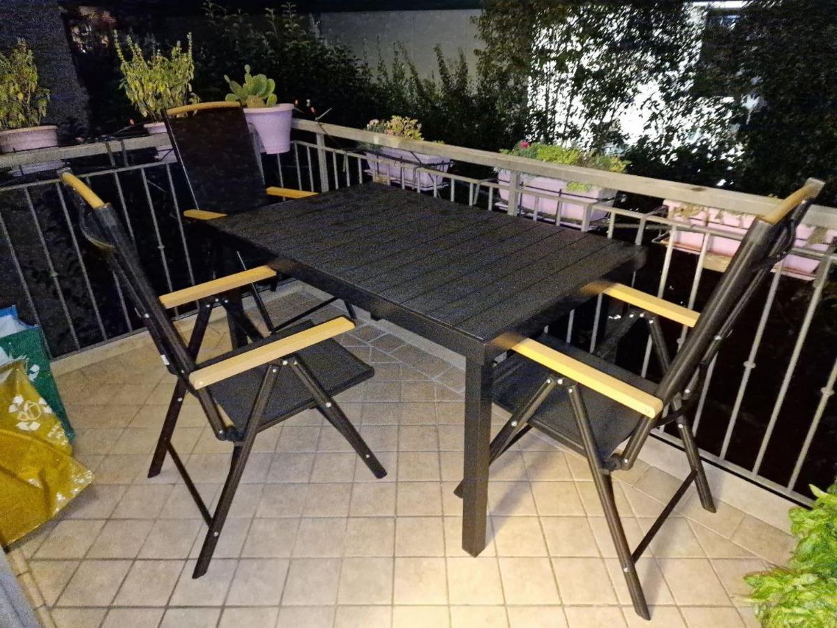 Desenzano Luxury Apartment Desenzano del Garda Ngoại thất bức ảnh