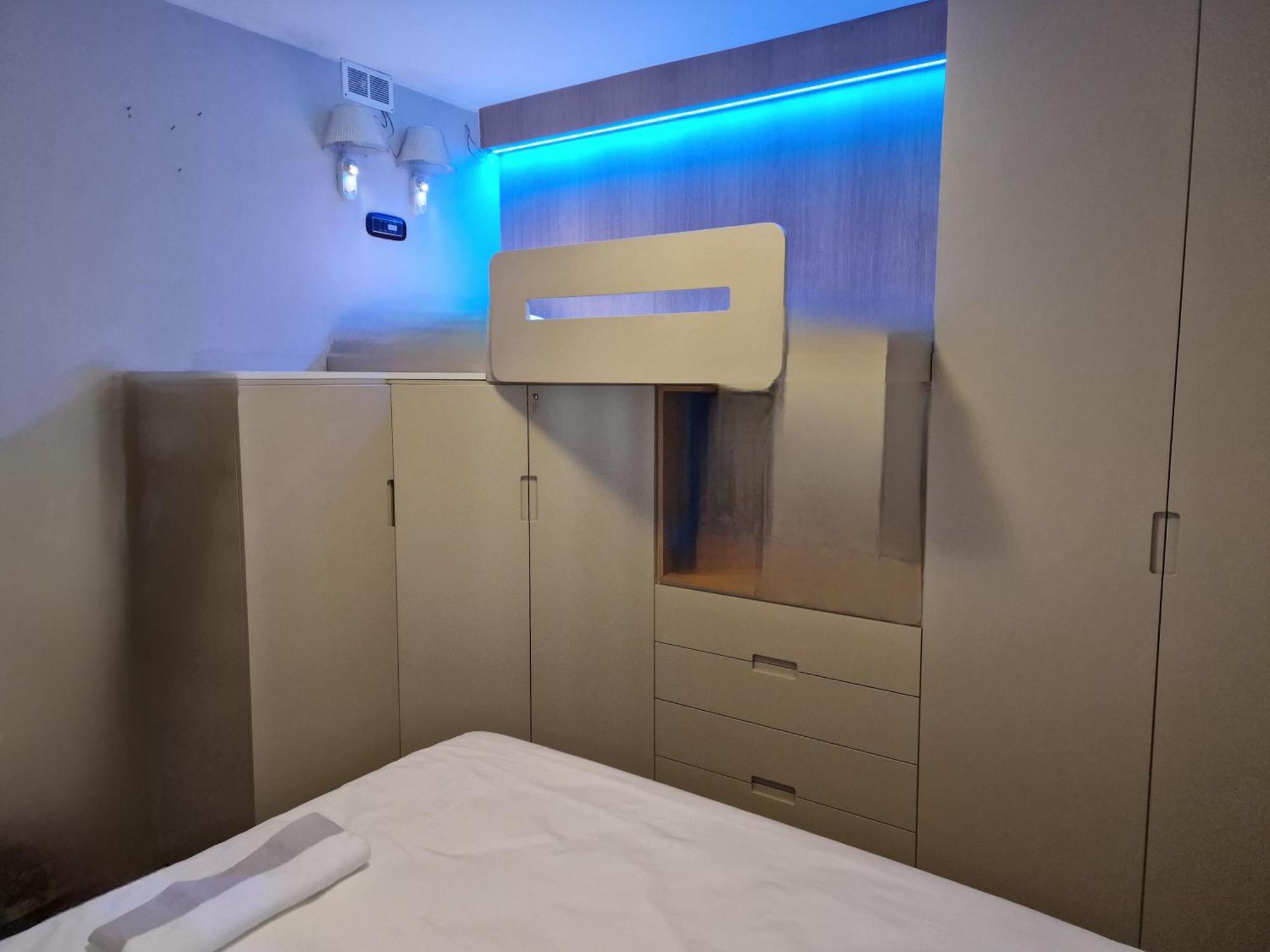 Desenzano Luxury Apartment Desenzano del Garda Ngoại thất bức ảnh